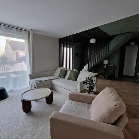 Maison Joliment Décorée Dans Un Quartier Calme Hébergement de vacances