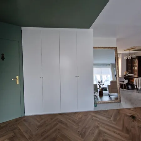 Maison Joliment Decoree Dans Un Quartier Calme * Savigne-l'Eveque