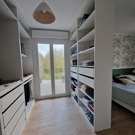 Hébergement de vacances Maison Joliment Décorée Dans Un Quartier Calme